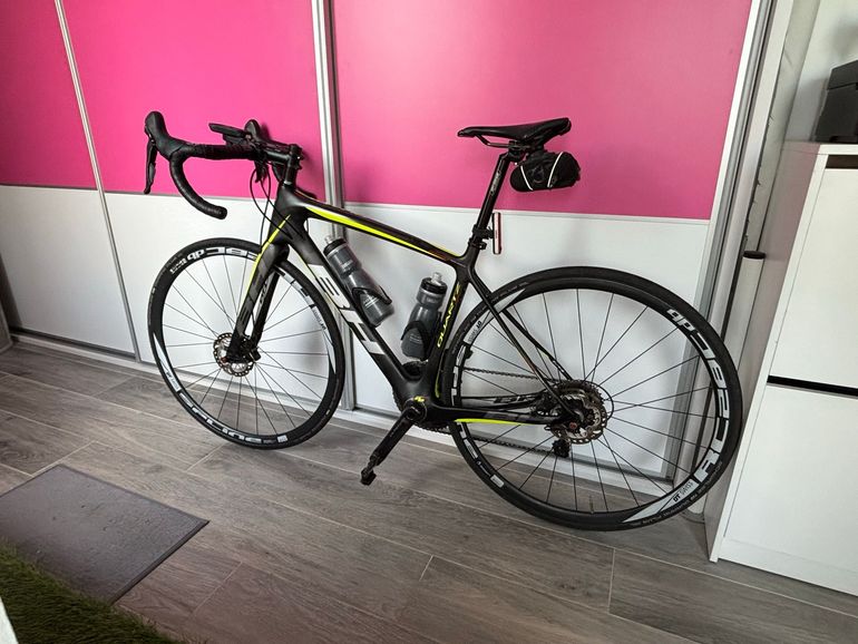 Used BH Bh Quartz Disc Ultegra 2015 2015 Road & Gravel — image 3 of 5