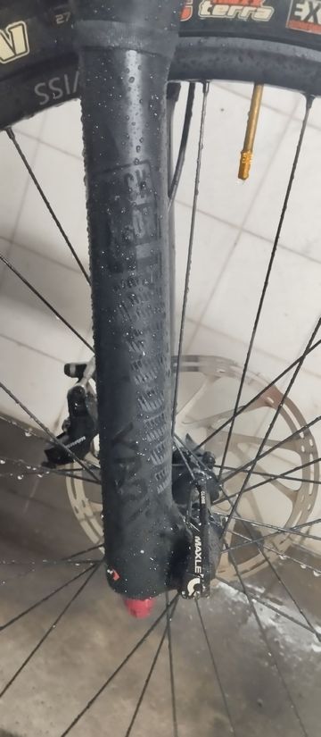 Used Canyon Strive AL 6.0 2018 2018 Mountainbike, Black, 27.5 — image 3 of 9