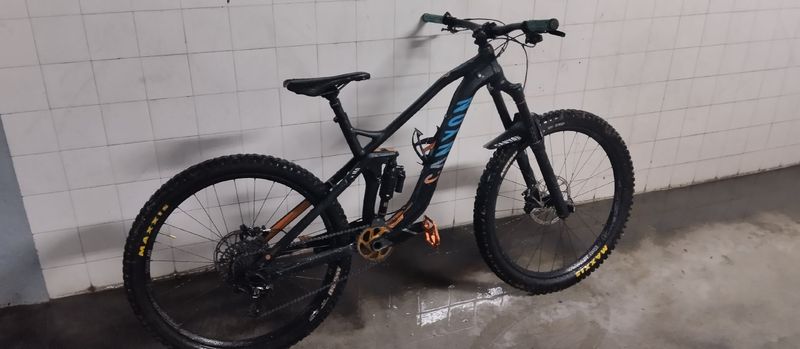 Używany Canyon Strive AL 6.0 2018 2018 MTB