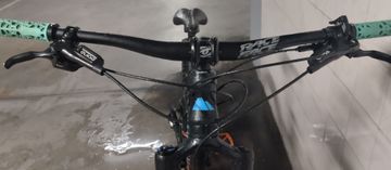 Used Canyon Strive AL 6.0 2018 2018 Mountainbike, Black, 27.5 — image 7 of 9