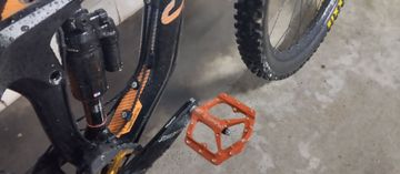Used Canyon Strive AL 6.0 2018 2018 Mountainbike, Black, 27.5 — image 5 of 9
