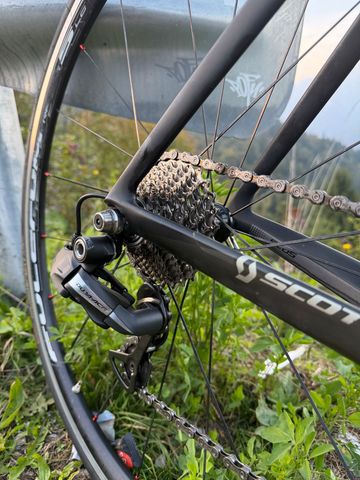 Used Scott foil Premium 2018 Road & Gravel, Black — image 9 of 12