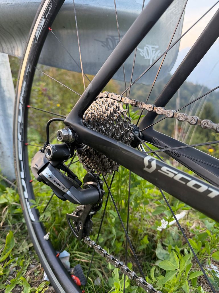 Used Scott foil Premium 2018 Road & Gravel, Black — image 9 of 12