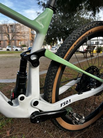 Used Unica FS01 2024 Mountainbike, Blanco — image 14 of 16