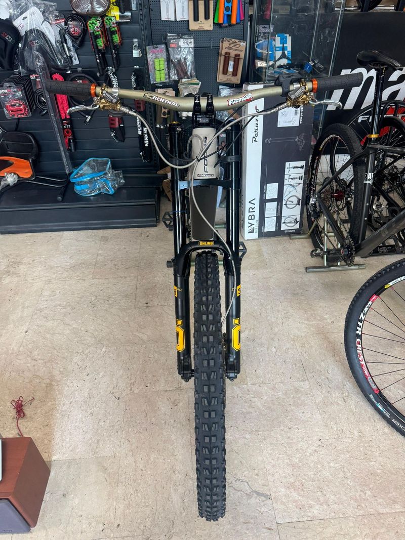 Used Focus SAM² 6.9 2022 2022 Mountainbike, Light Gray, 29 — image 3 of 7