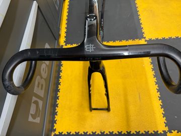 Used Factor O2 VAM 2023 Frameset 2023 Road & Gravel, Black — image 5 of 6