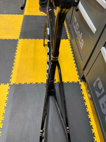 Used Factor O2 VAM 2023 Frameset 2023 Road & Gravel, Black — image 3 of 6