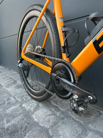 Używany BMC Kaius SRAM Force eTap AXS 2023 Road & Gravel — zdjęcie 3 z 5
