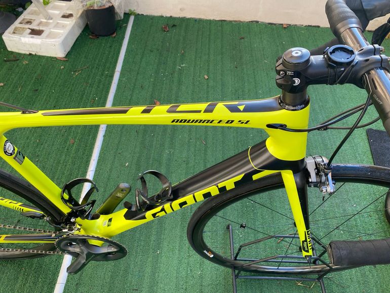 Used Giant TCR Advanced SL 2 2016 2016 Road & Gravel, White — image 5 of 7