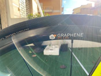 Used Giant TCR Advanced SL 2 2016 2016 Road & Gravel, White — image 6 of 7