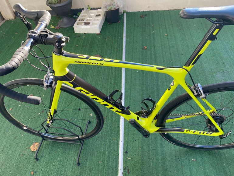 Used Giant TCR Advanced SL 2 2016 2016 Road & Gravel, White — image 7 of 7