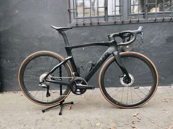 Pinarello, Dogma F Disc 2021