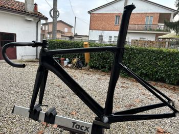 Dedacciai, Atleta Frameset