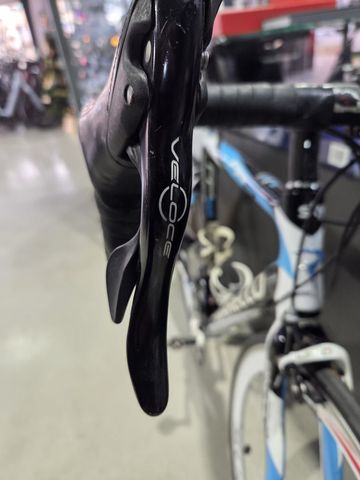 Gebrauchtes Pinarello FP2 SKY BLUE 2012 Road & Gravel, Blau — Bild 6 von 8