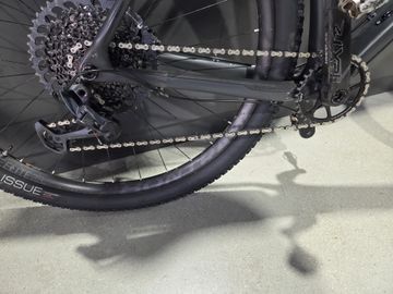 Used Trek Procaliber 9.7 2018 2018 Mountainbike, Red, 27.5, 29 — image 3 of 11