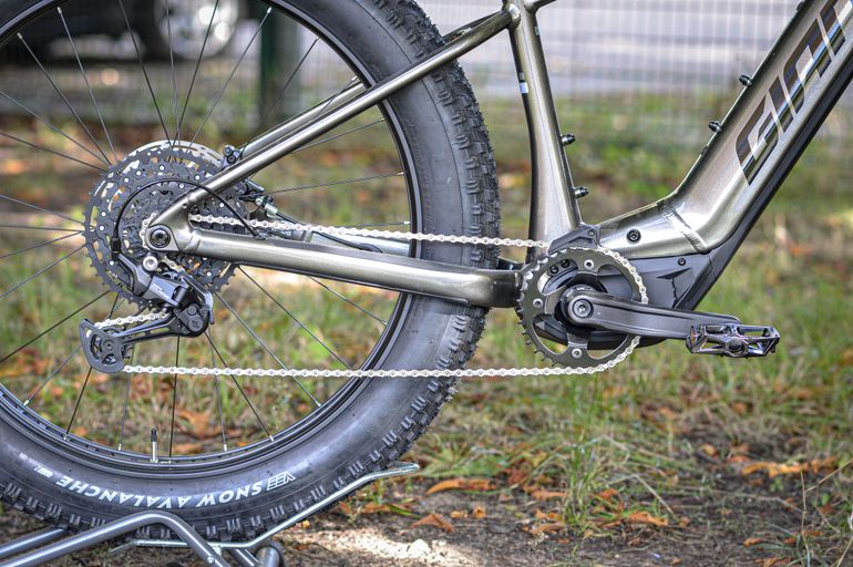 Used Giant Yukon E+ 2025 2025 Mountainbike, Light Gray, 27.5 — image 4 of 12