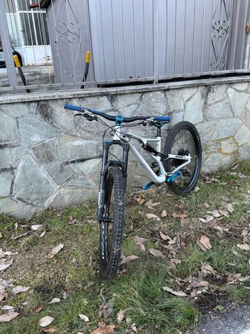 Brugt Specialized Stumpjumper Comp Alloy 2021 2021 Mountainbike — billede 2 af 9