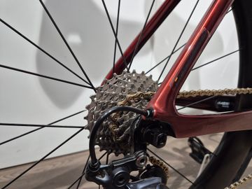 Używany Trek Madone SL 6 2019 2019 Road & Gravel — zdjęcie 10 z 19