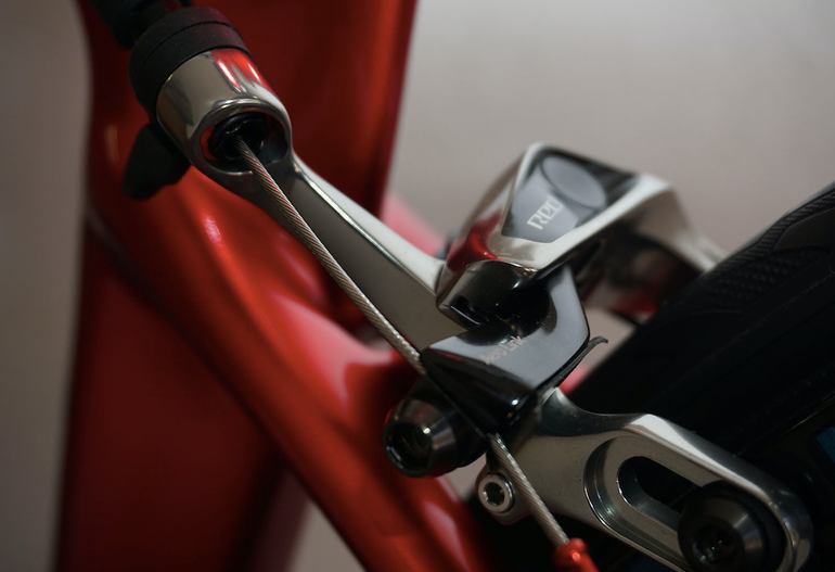 Used Bianchi 'C20 AERO  Anno 2020' 2020 Road & Gravel, Red — image 4 of 8
