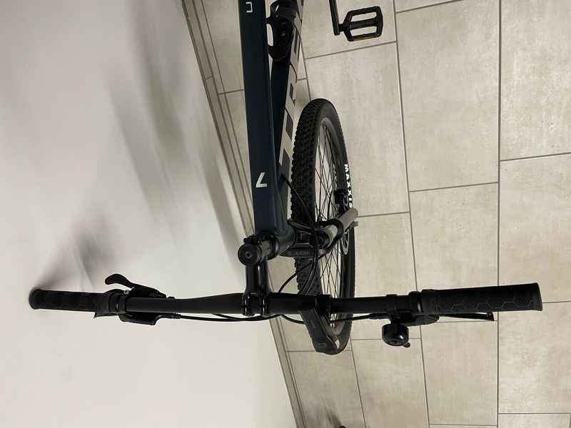 Used Trek Marlin 7 2022 2022 Mountainbike, Blue, 27.5, 29 — image 6 of 6