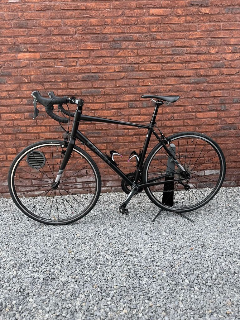 Used Trek Lexa 4 Women's 2017 2017 Road & Gravel — image 2 of 10