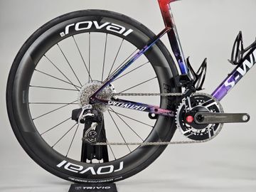 Used Specialized Tarmac SRAM Red eTap AXS 2026 Road & Gravel, Purple — image 8 of 20