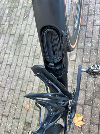 Used Specialized Diverge Comp Carbon 2021 2021 Road & Gravel, Black — image 15 of 15