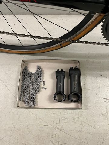 Trek Émonda S 6 2016 2016 Road & Gravel usato, Nero — immagine 10 di 12