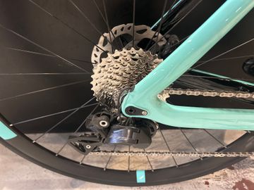Brugt Bianchi Aria - 105 Di2 2022 2022 Road & Gravel — billede 3 af 5