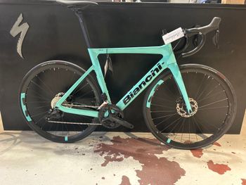 Bianchi, Aria - 105 Di2 2022