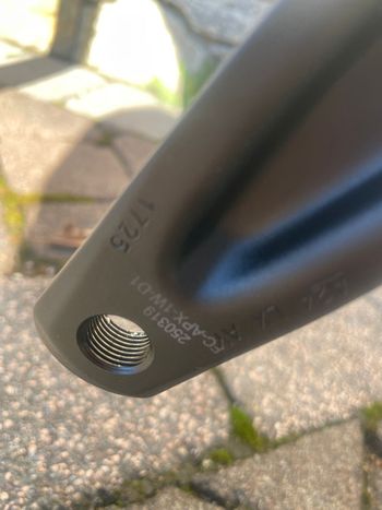 Used Giant Revolt Advanced 1 2026 2026 Road & Gravel, Blue — image 13 of 14
