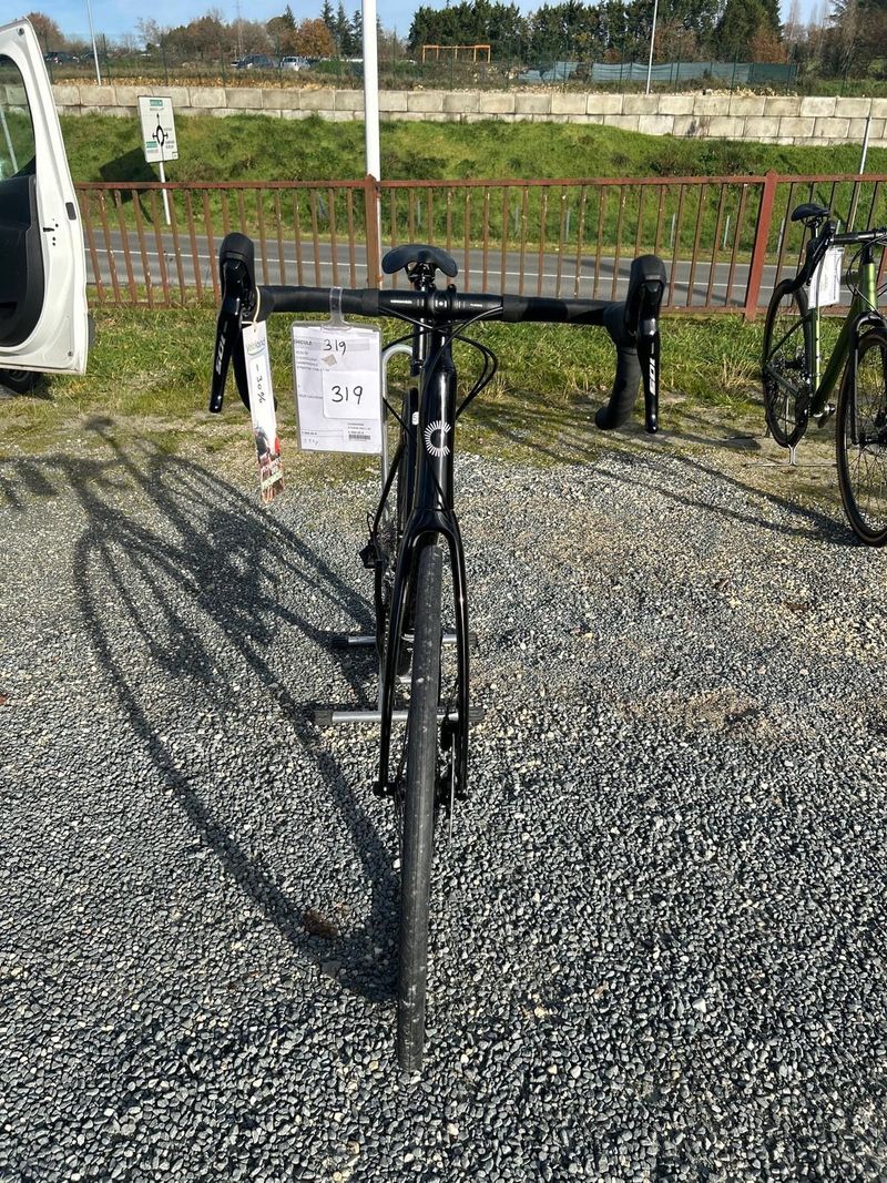 Cannondale Synapse Carbon 3 L 2025 2025 Road & Gravel usato, Nero — immagine 2 di 5