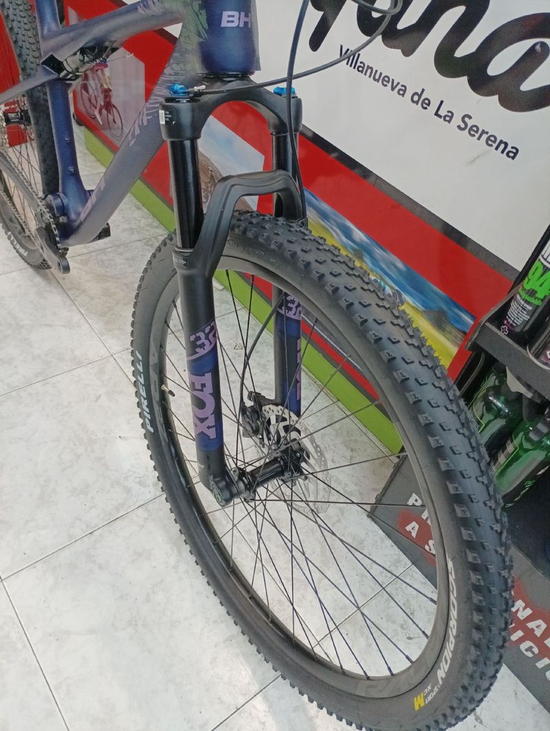 BH LYNX SLS 2026 Mountainbike de segunda mano, Morado — imagen 4 de 7