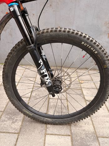 Used Specialized Turbo Levo SRAM GX Eagle 2022 Mountainbike, Red — image 3 of 5