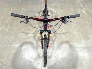 Propain Tyee 6 CF 2023 2023 Mountainbike usato, Nero — immagine 8 di 8