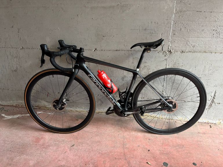 Used Cannondale Synapse Carbon Disc RED eTap 2018 2018 Road & Gravel, Schwarz — image 1 of 6