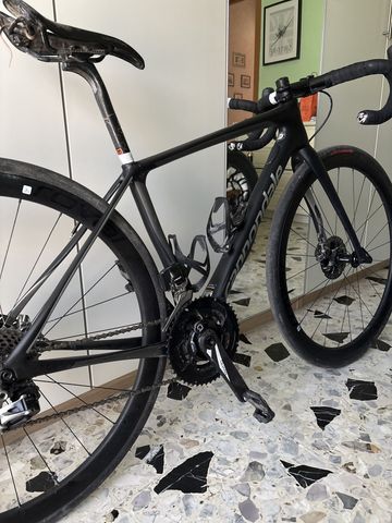 Cannondale Synapse Carbon Disc RED eTap 2018 2018 Road & Gravel usato, Nero — immagine 4 di 6
