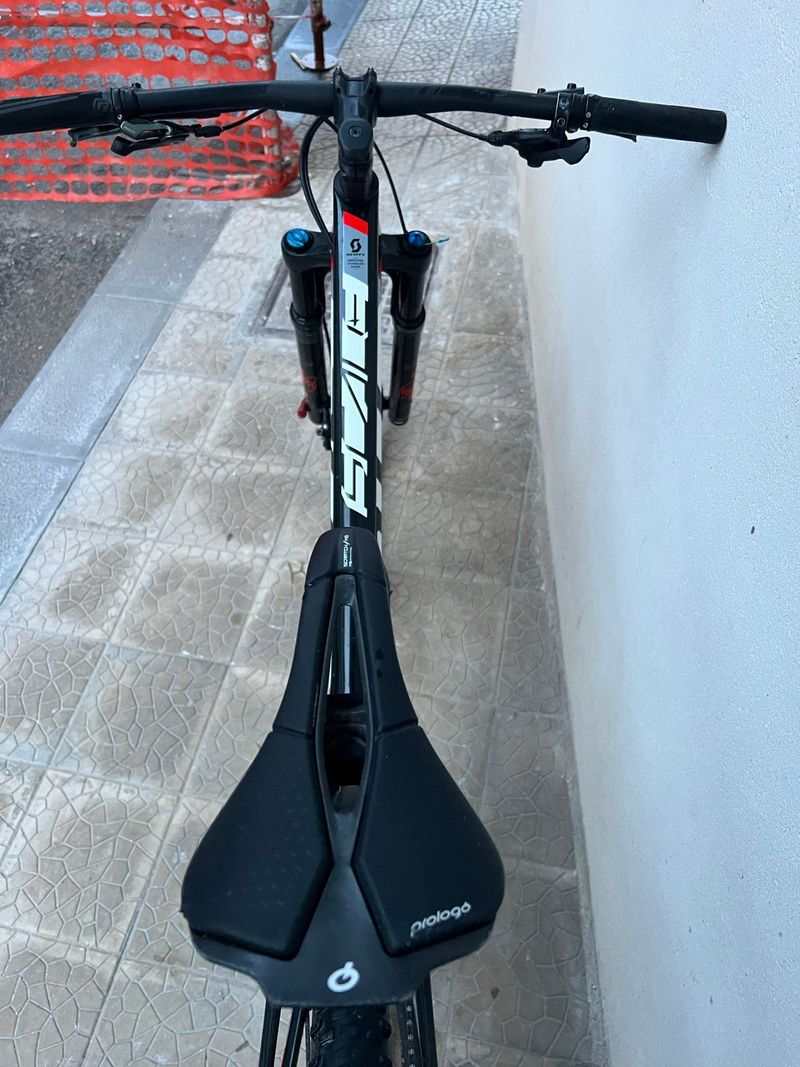 Used Scott Scale 930 2019 Mountainbike, Black — image 3 of 9