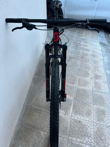 Used Scott Scale 930 2019 Mountainbike, Black — image 2 of 9