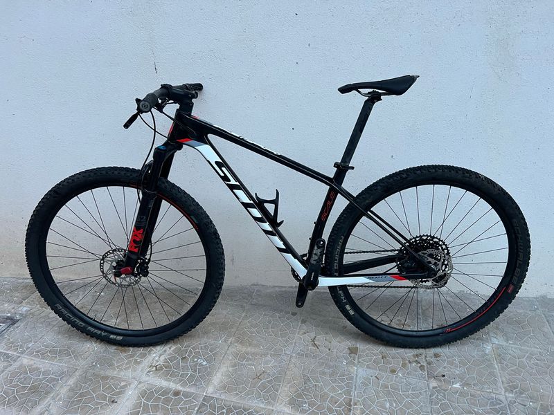 Used Scott Scale 930 2019 Mountainbike, Black — image 1 of 9
