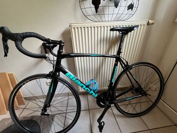 Used Bianchi Via Nirone 2022 Road & Gravel, Black — image 3 of 3