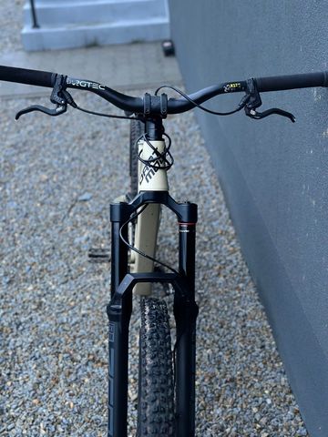 Używany Dartmoor Thunderbird Superenduro 2022 Mountainbike — zdjęcie 6 z 9