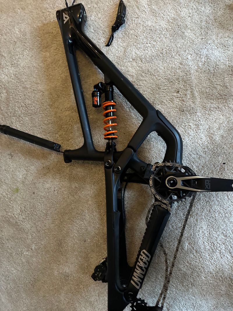 Used YT Industries Capra CORE 4 CF MX 2025 Frameset 2025 Mountainbike, Black, 29, 27.5 — image 5 of 5