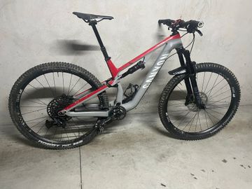 Used Canyon Neuron CF 8 2021 2021 Mountainbike, Red, 27.5, 29 — image 2 of 4