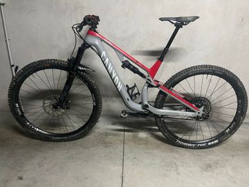 Canyon Neuron CF 8 2021 2021 MTB usato