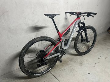 Used Canyon Neuron CF 8 2021 2021 Mountainbike, Red, 27.5, 29 — image 4 of 4