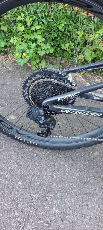 Used Specialized Epic SRAM X01 Eagle AXS 2022 Mountainbike, Black — image 5 of 8