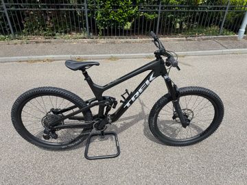 Brugt TREK Slash 9.8 GX AXS Projekt One 2022 MTB