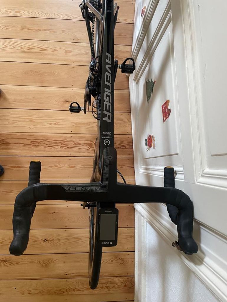 Used AVENGER Avenger R8 Aero Rennrad Carbon SRAM Red Etap Lambda Racing 2017 Road & Gravel — image 8 of 15