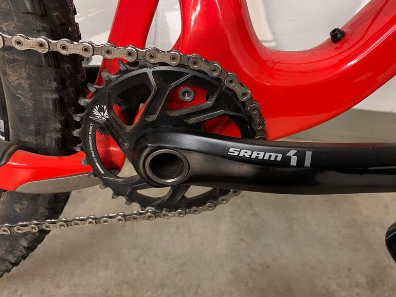 Used Santa Cruz Santa Cruz 5010 Carbon CC 2017 Mountainbike — image 4 of 6